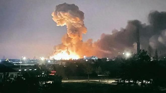 藏到基辅也没用！泽连斯基泄密暴露导弹地下基地北约专家被炸(图1)