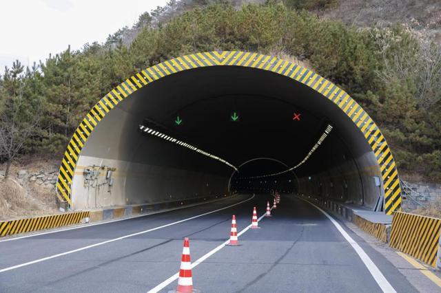 交通基础设施数字化转型有了统一底座开源鸿蒙打造“会思考”的隧道(图2)