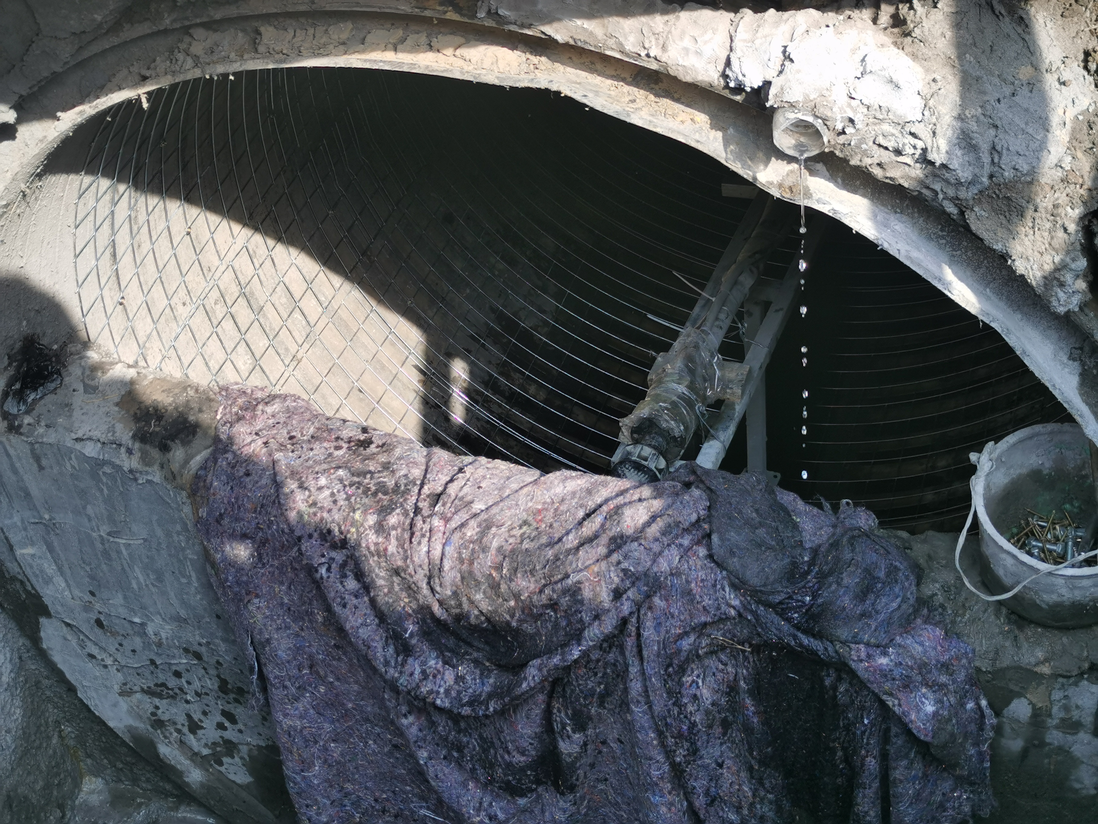 大管径非开挖修复案例(图1)