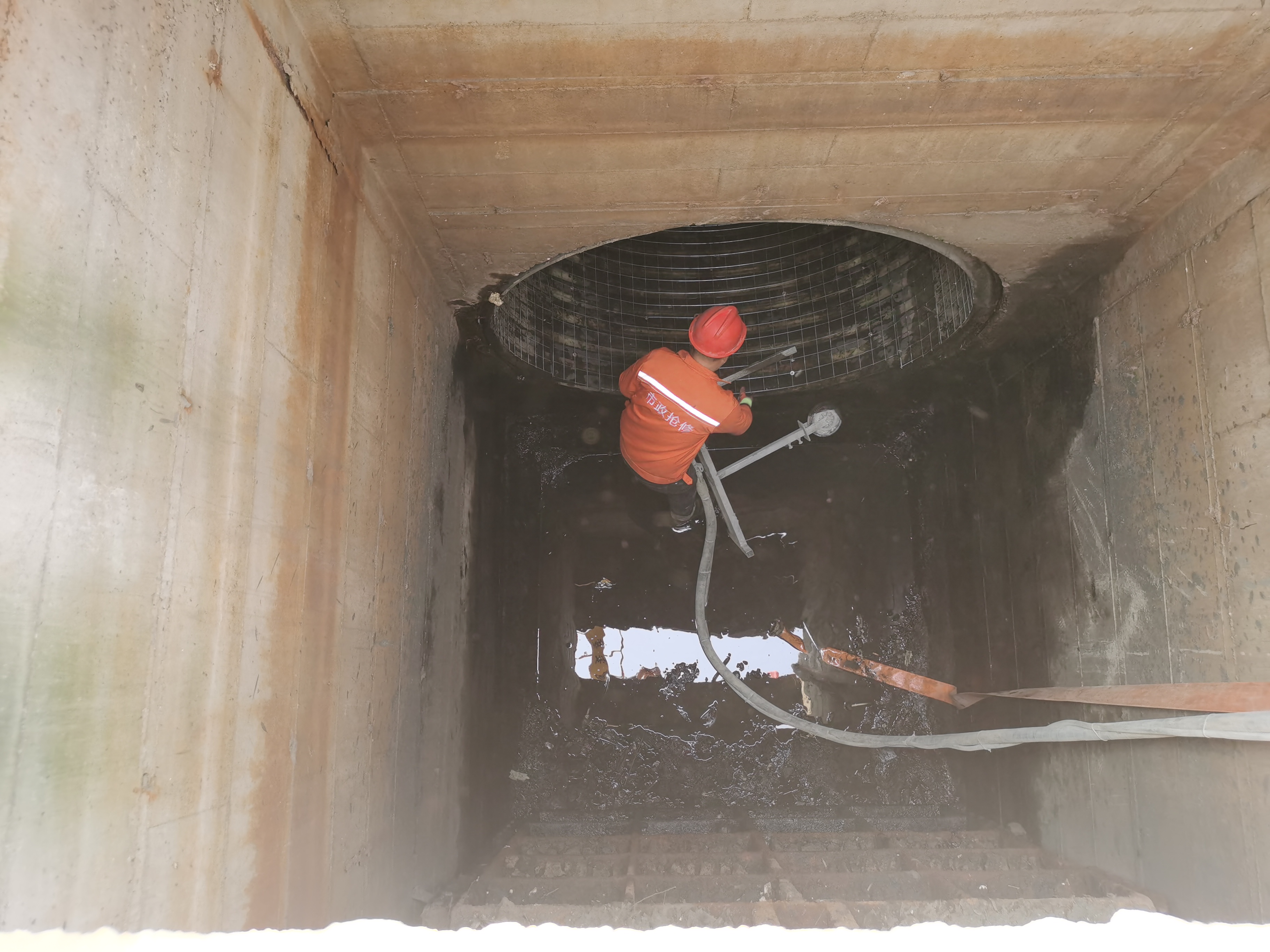 大管径非开挖修复案例(图2)