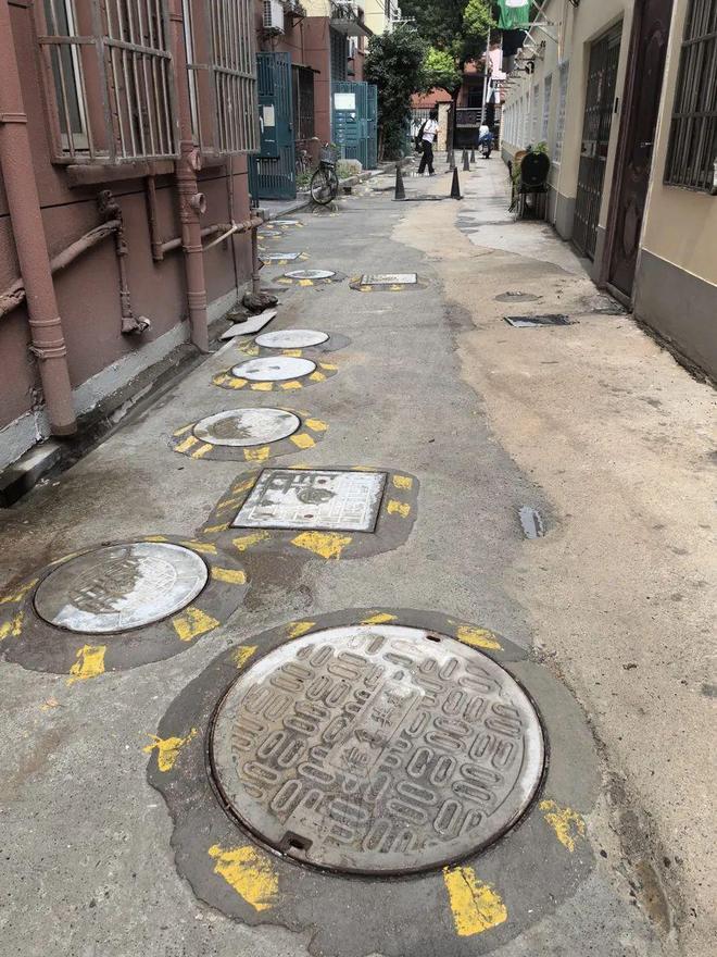 上海杨浦井区风波获回应区政府承诺修复路面(图4)