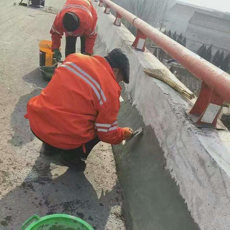 兴旺路塌陷路段完成整治修复300余名居民出行顺当了(图1)